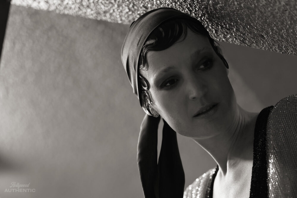 the dead don't hurt, vicky krieps, viggo mortensen, solly mcleod, greg williams